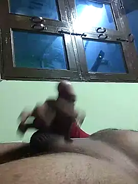 Rajsingh9650 online show from January 7, 2025, 3:46 am