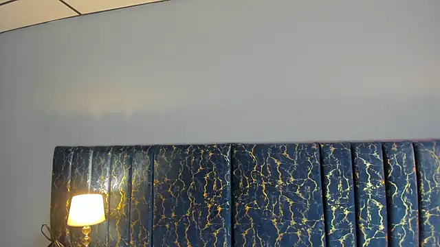 Sophia Lemos online show from September 13, 2025, 1:22 pm