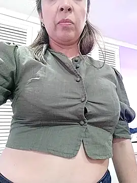 Adel Nesbiit online show from March 5, 2026, 7:43 pm