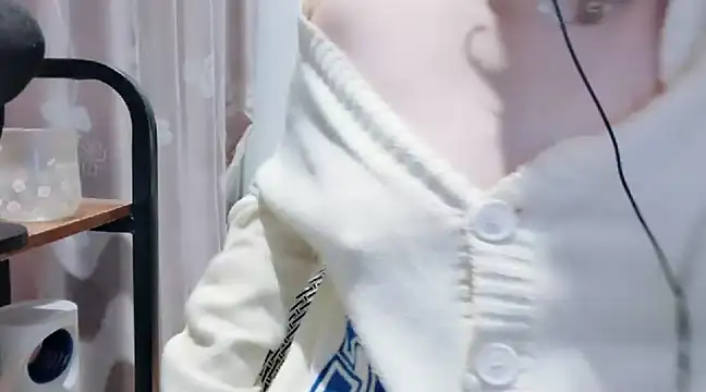 Snapshot of arena1357 chatting on December 1, 2024, 8:31 pm arena1357 online show from December 1, 2024, 8:31 pm