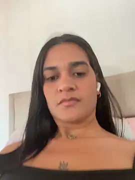 Biancasantillana online show from October 24, 2025, 7:21 pm