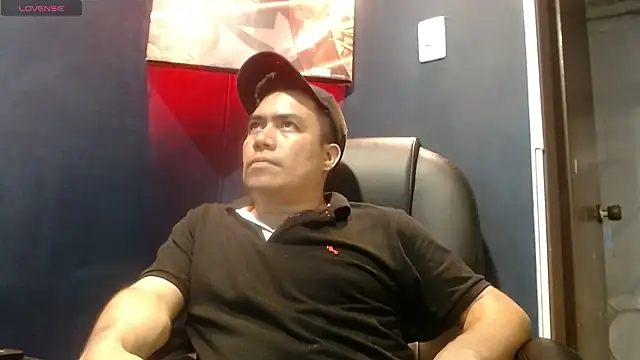 Jhonatan Morales S online show from March 4, 2025, 1:01 am