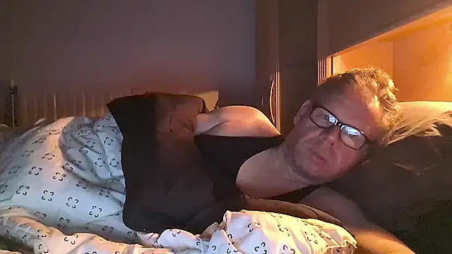 kinkyslet8 online show from March 21, 2026, 5:34 am