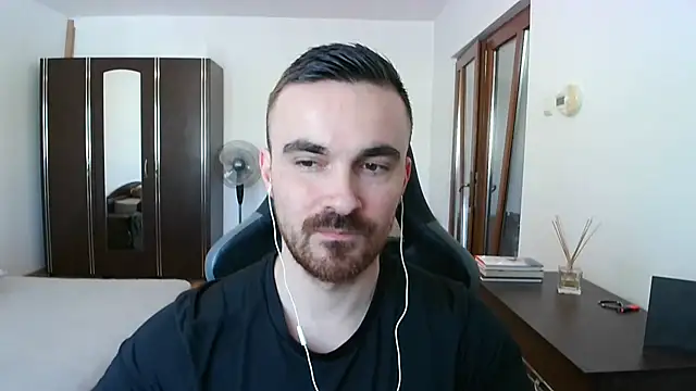 Snapshot of mu5clemania2 chatting on March 7, 2026, 10:01 am mu5clemania2 online show from March 7, 2026, 10:01 am