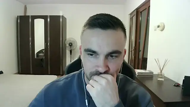 Snapshot of mu5clemania2 chatting on March 12, 2026, 8:37 pm mu5clemania2 online show from March 12, 2026, 8:37 pm