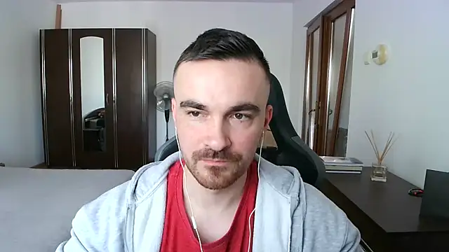 Snapshot of mu5clemania2 chatting on March 15, 2026, 7:14 am mu5clemania2 online show from March 15, 2026, 7:14 am