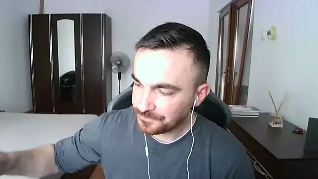 Snapshot of mu5clemania2 chatting on March 19, 2026, 8:18 am mu5clemania2 online show from March 19, 2026, 8:18 am