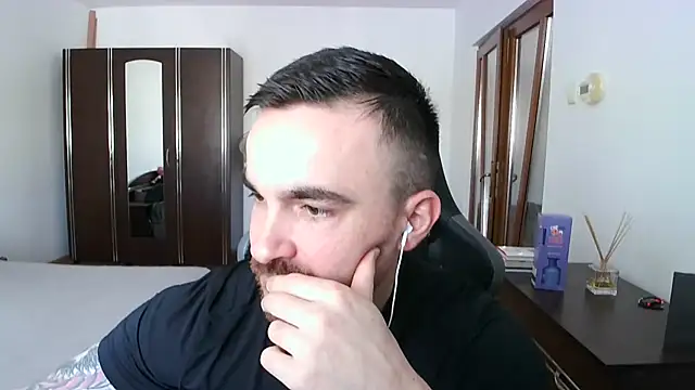Snapshot of mu5clemania2 chatting on March 20, 2026, 8:30 am mu5clemania2 online show from March 20, 2026, 8:30 am