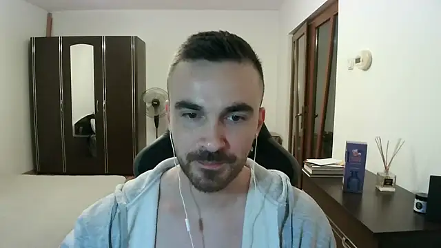 Snapshot of mu5clemania2 chatting on April 18, 2026, 7:51 pm mu5clemania2 online show from April 18, 2026, 7:51 pm