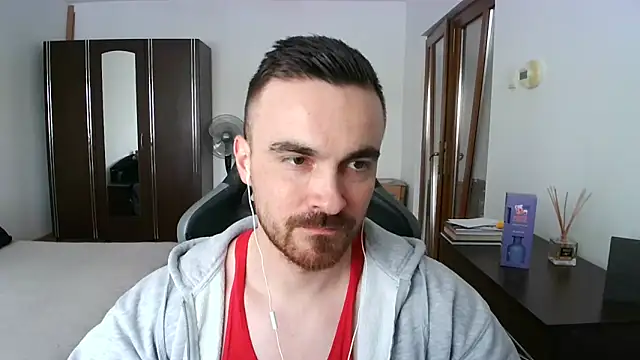 Snapshot of mu5clemania2 chatting on April 21, 2026, 12:22 pm mu5clemania2 online show from April 21, 2026, 12:22 pm