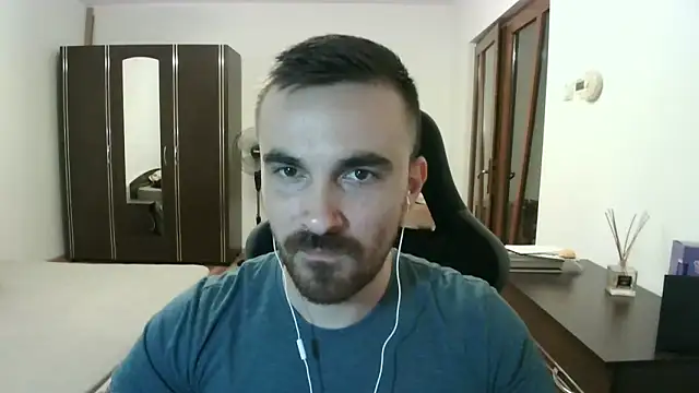 Snapshot of mu5clemania2 chatting on May 12, 2026, 6:27 pm mu5clemania2 online show from May 12, 2026, 6:27 pm