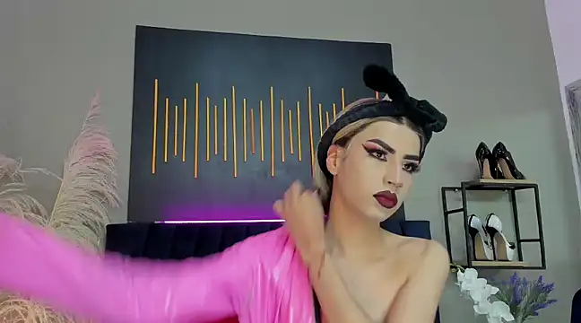 BrianaSchafer online show from February 28, 2025, 4:53 pm