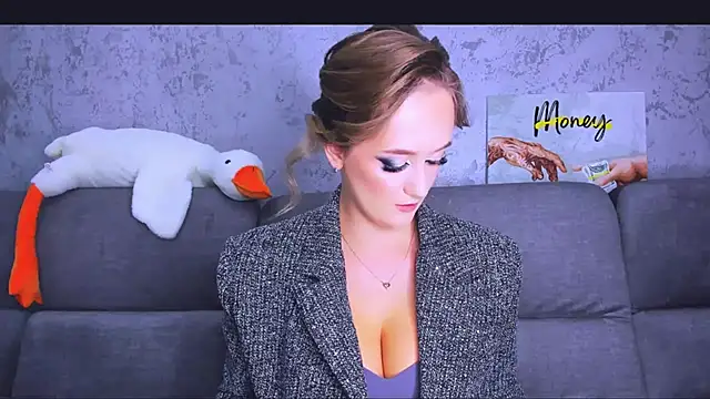 Snapshot of DreameSoul chatting on February 8, 2025, 9:03 am DreameSoul online show from February 8, 2025, 9:03 am