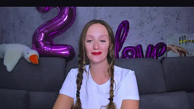 Snapshot of DreameSoul chatting on March 2, 2025, 3:48 pm DreameSoul online show from March 2, 2025, 3:48 pm