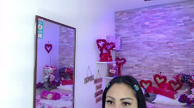 CindyWilliams  online show from February 18, 2025, 4:48 pm