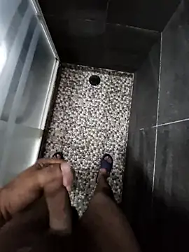 Snapshot of Piter1022 chatting on March 17, 2025, 11:54 pm Piter1022 online show from March 17, 2025, 11:54 pm