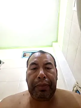 Snapshot of Piter1022 chatting on October 8, 2025, 12:03 pm Piter1022 online show from October 8, 2025, 12:03 pm