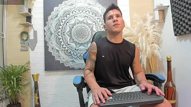 Snapshot of nakedfoam1 chatting on January 19, 2026, 3:21 am nakedfoam1 online show from January 19, 2026, 3:21 am