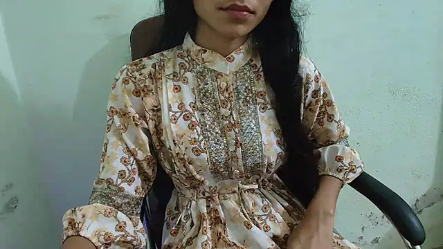 Snapshot of Srabontii chatting on February 28, 2025, 7:48 am Srabontii online show from February 28, 2025, 7:48 am