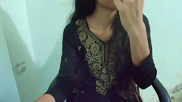 Snapshot of Srabontii chatting on March 8, 2025, 8:25 pm Srabontii online show from March 8, 2025, 8:25 pm