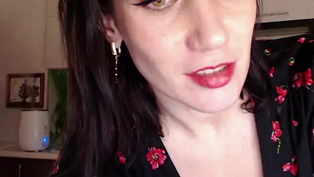 pepper milf online show from January 1, 2025, 8:47 pm