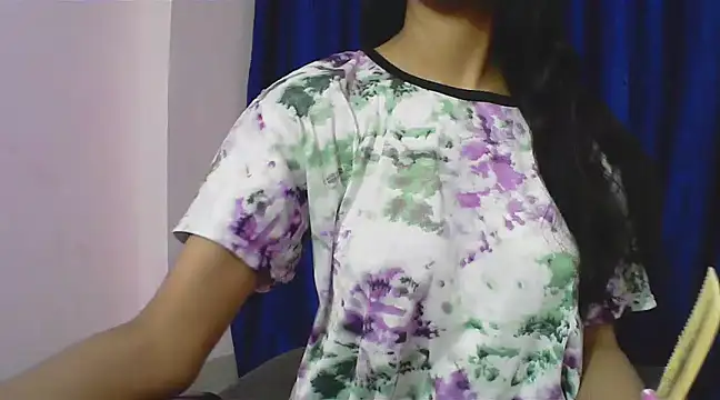 Snapshot of Cute_Sanna chatting on January 25, 2025, 4:57 pm Cute Sanna online show from January 25, 2025, 4:57 pm