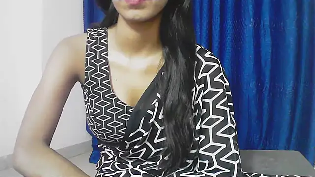 Snapshot of Cute_Sanna chatting on February 14, 2025, 10:58 pm Cute Sanna online show from February 14, 2025, 10:58 pm