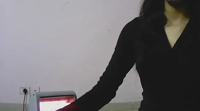 Snapshot of Cute_Sanna chatting on February 16, 2025, 5:26 pm Cute Sanna online show from February 16, 2025, 5:26 pm