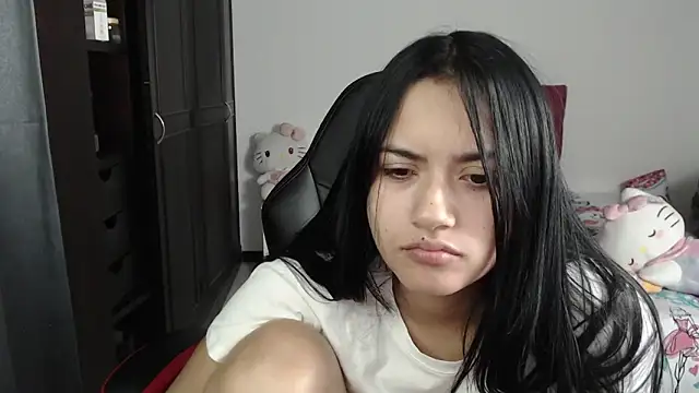 kayla k18 online show from February 5, 2025, 4:16 am