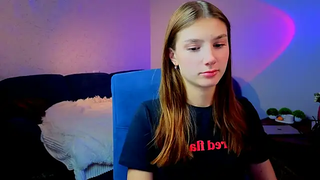 AnaHoney online show from January 18, 2026, 2:26 am