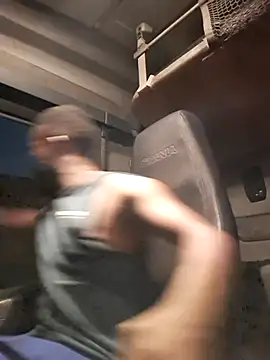 bull Giant online show from September 19, 2025, 12:45 am