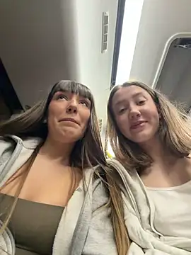 Sophie Avory online show from February 4, 2026, 5:30 pm