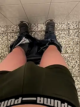 geilehecke1 online show from February 25, 2026, 8:57 am