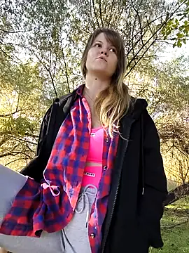 astiSWEET online show from October 4, 2025, 9:29 am