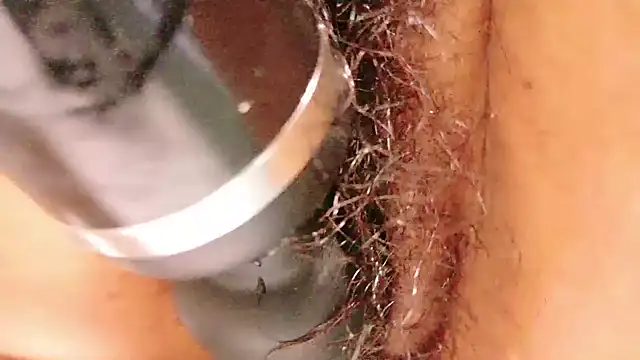 Snapshot of yukinA_xoxo chatting on December 15, 2024, 12:29 am yukinA xoxo online show from December 15, 2024, 12:29 am