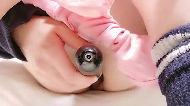 Snapshot of yukinA_xoxo chatting on February 10, 2025, 6:24 pm yukinA xoxo online show from February 10, 2025, 6:24 pm