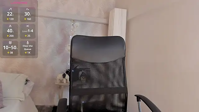 Snapshot of CyntiaAdams chatting on January 14, 2025, 4:18 pm CyntiaAdams online show from January 14, 2025, 4:18 pm