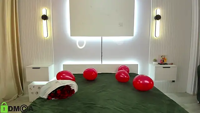 Snapshot of Lola_Peach chatting on February 14, 2025, 6:12 am Lola Peach online show from February 14, 2025, 6:12 am