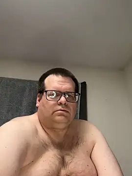 treatbobnicer online show from December 22, 2025, 10:40 pm