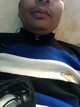 akkyplayboy08 online show from November 10, 2025, 4:33 am