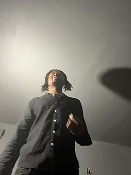 SluttyLyfe4L online show from April 5, 2026, 8:17 pm