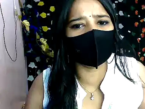 Snapshot of Sony-Model chatting on September 16, 2025, 4:13 am Sony-Model online show from September 16, 2025, 4:13 am