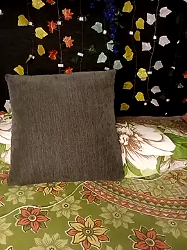 Snapshot of Sony-Model chatting on November 15, 2025, 3:19 pm Sony-Model online show from November 15, 2025, 3:19 pm