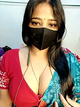 Snapshot of Sony-Model chatting on January 7, 2026, 4:26 am Sony-Model online show from January 7, 2026, 4:26 am