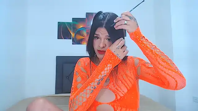 eloisaath online show from March 20, 2025, 4:42 pm