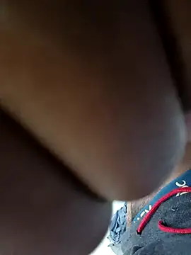 devilsam3327 online show from February 7, 2026, 9:18 pm