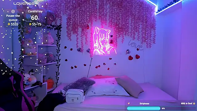 cat kitty18  online show from March 12, 2025, 12:42 am