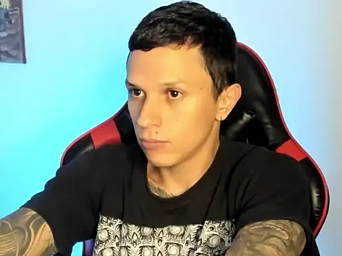 Snapshot of goodboy69l chatting on February 24, 2026, 10:52 pm goodboy69l online show from February 24, 2026, 10:52 pm