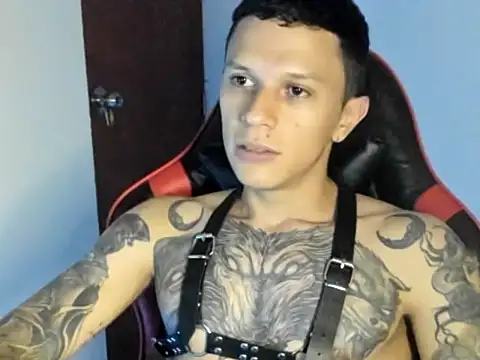Snapshot of goodboy69l chatting on April 26, 2026, 7:33 pm goodboy69l online show from April 26, 2026, 7:33 pm