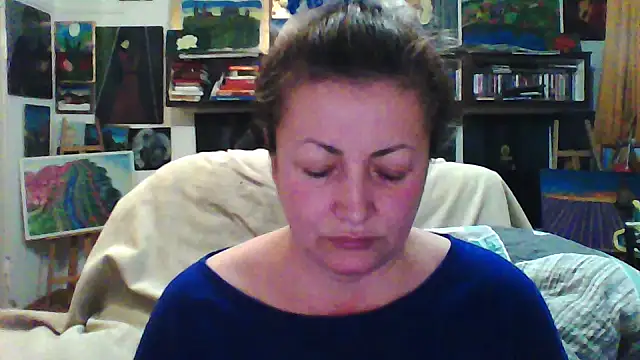 MariaAnaSunshine online show from February 4, 2026, 8:03 pm
